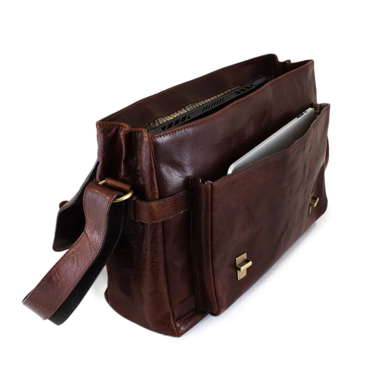 Cheyenne Hand-Stained Water Buffalo Dispatch Flap Brief