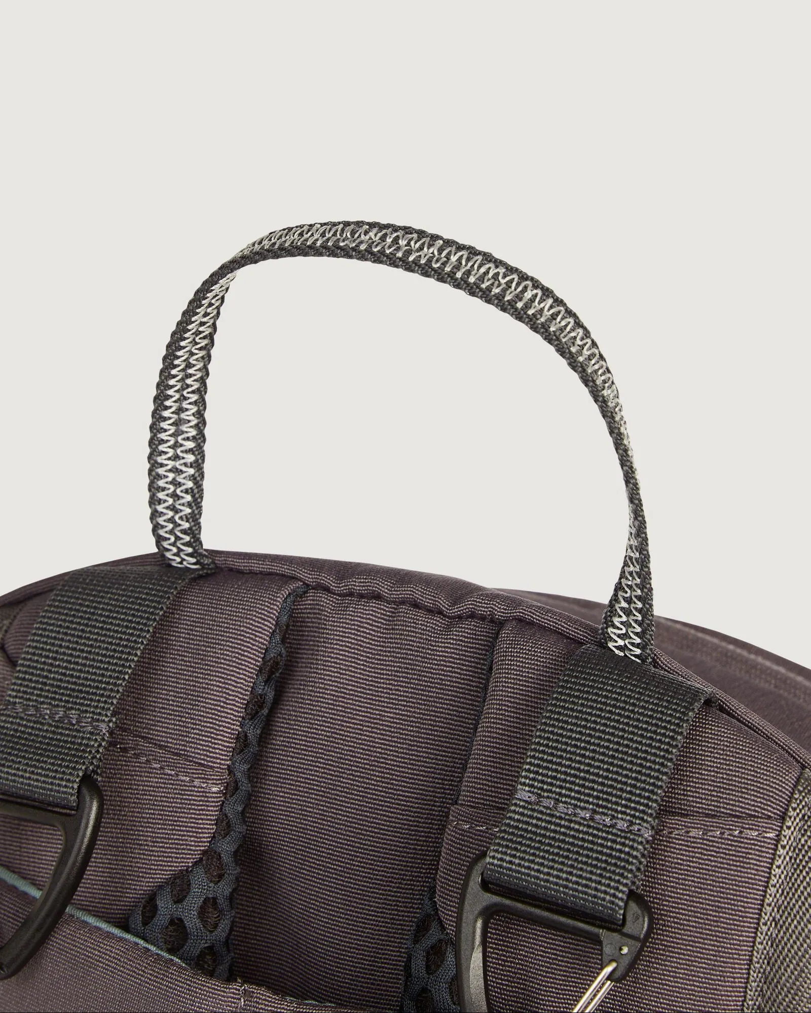 Gluon Beyond Backpack - 18L - Light Quartz