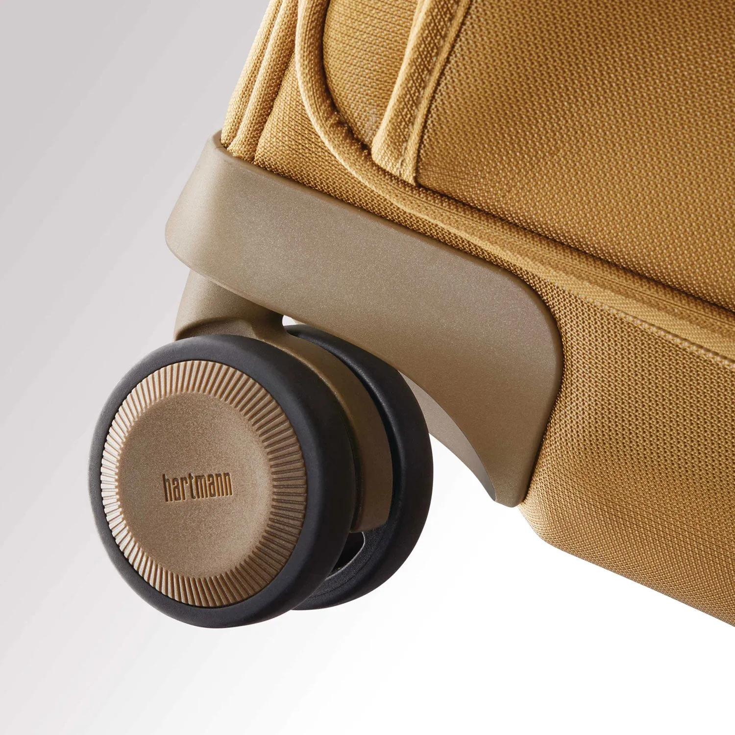 Hartmann Metropolitan 2 Global Carry On Expandable Spinner Safari