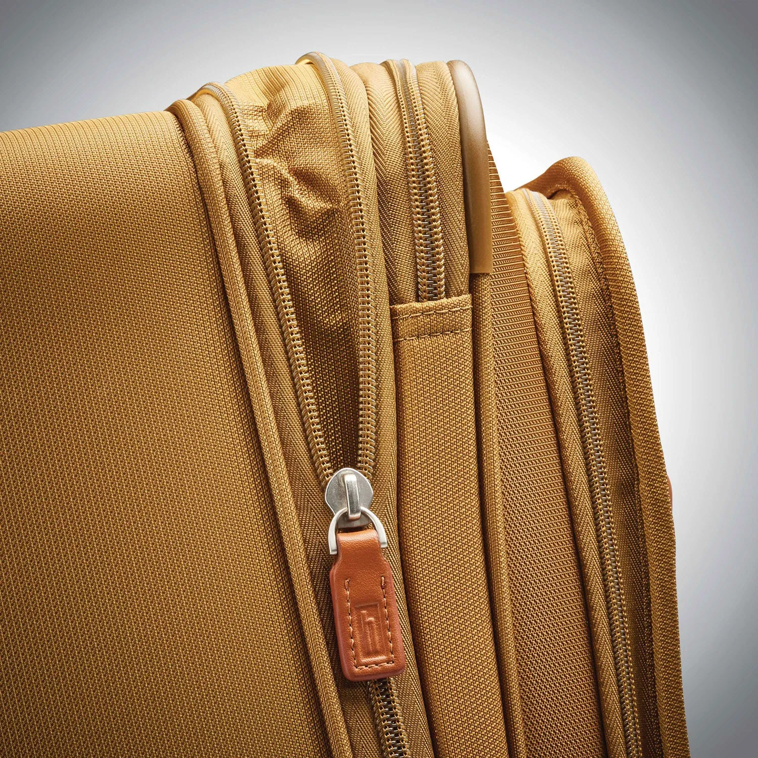 Hartmann Metropolitan 2 Global Carry On Expandable Spinner Safari