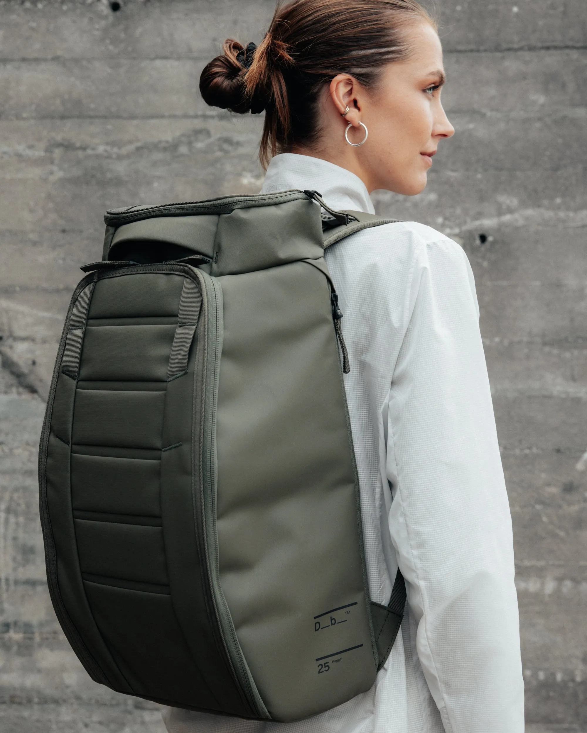 Hugger Backpack 25L Moss Green