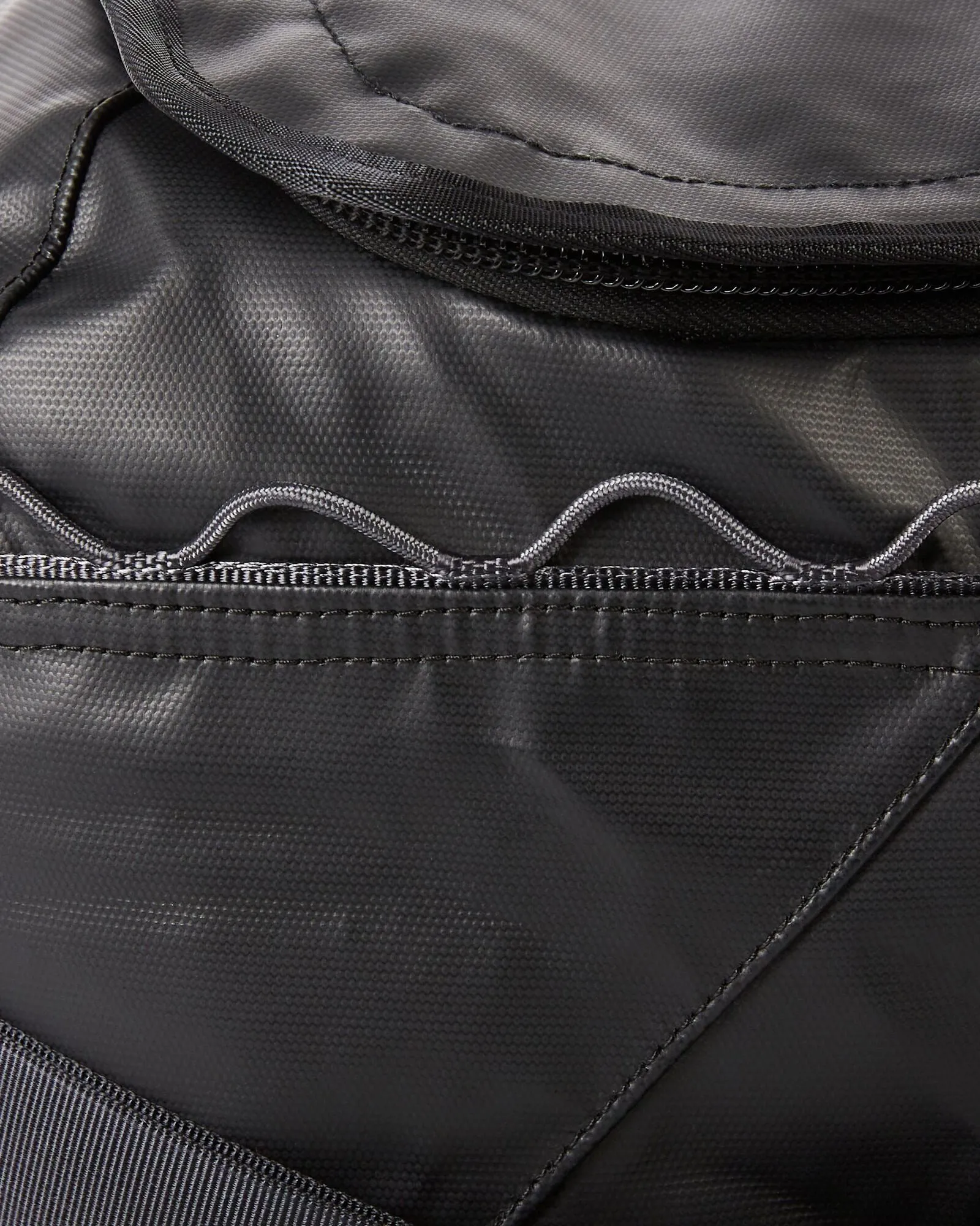 Indus Duffel - 35L - Black