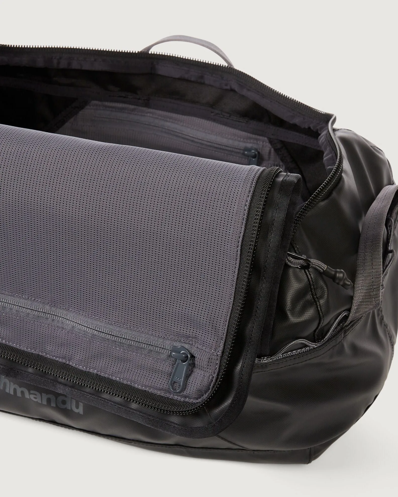 Indus Duffel - 35L - Black