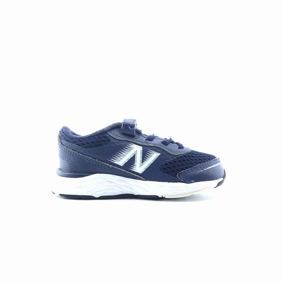 NEW BALANCE 680V6