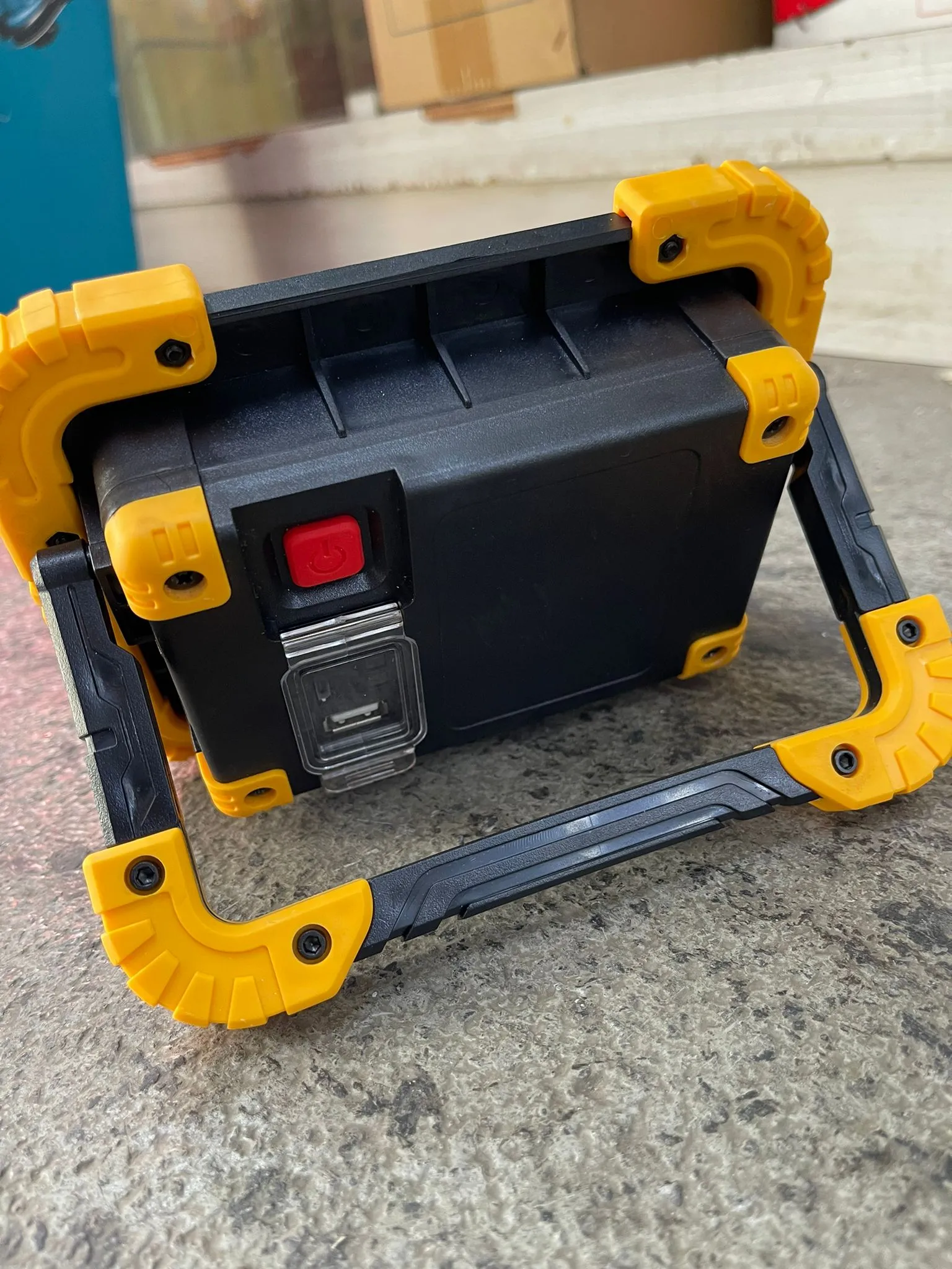 Rechargeable LED Work Light 750 lumens | Model : LED-750