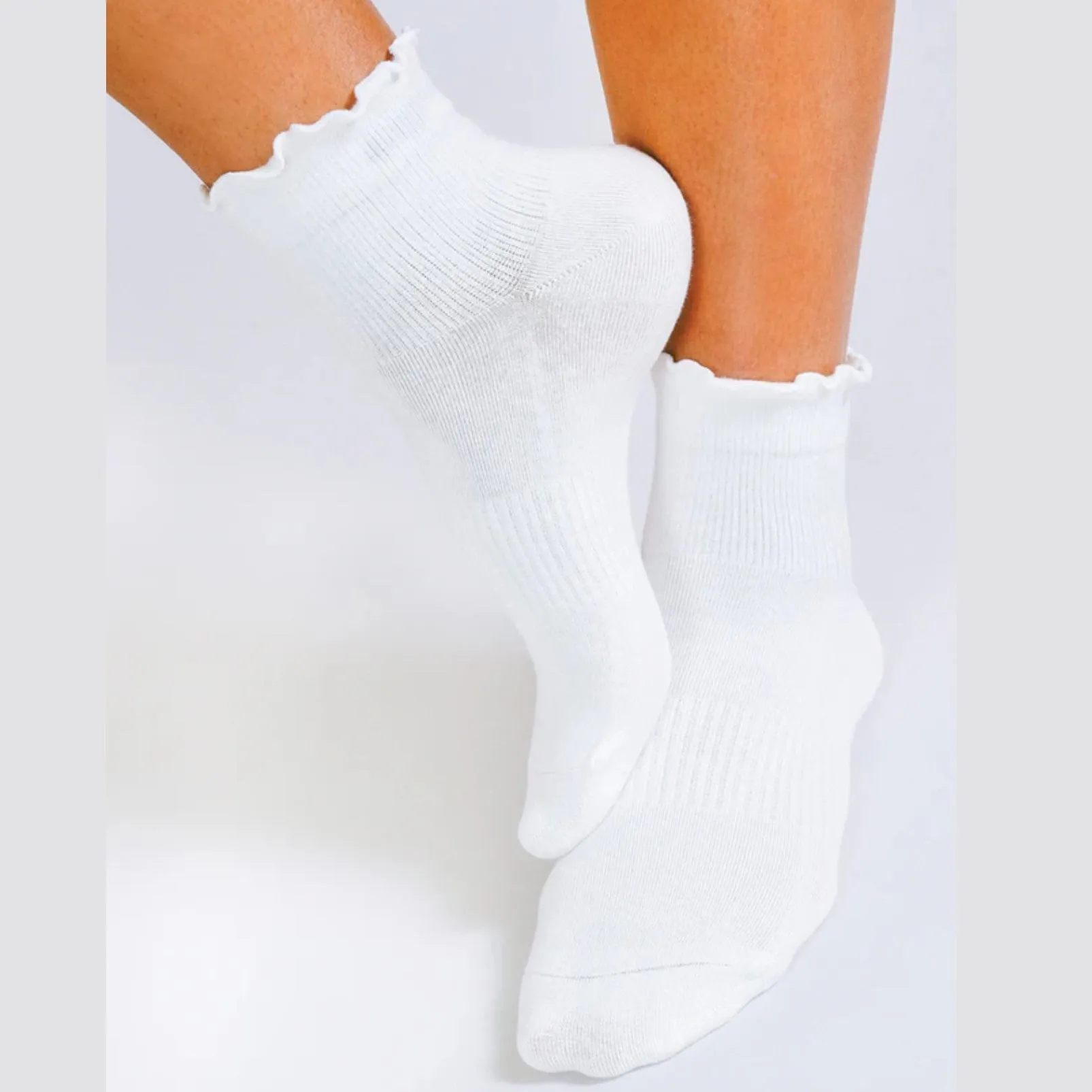 Ruffle Ankle Socks - (No Grips)